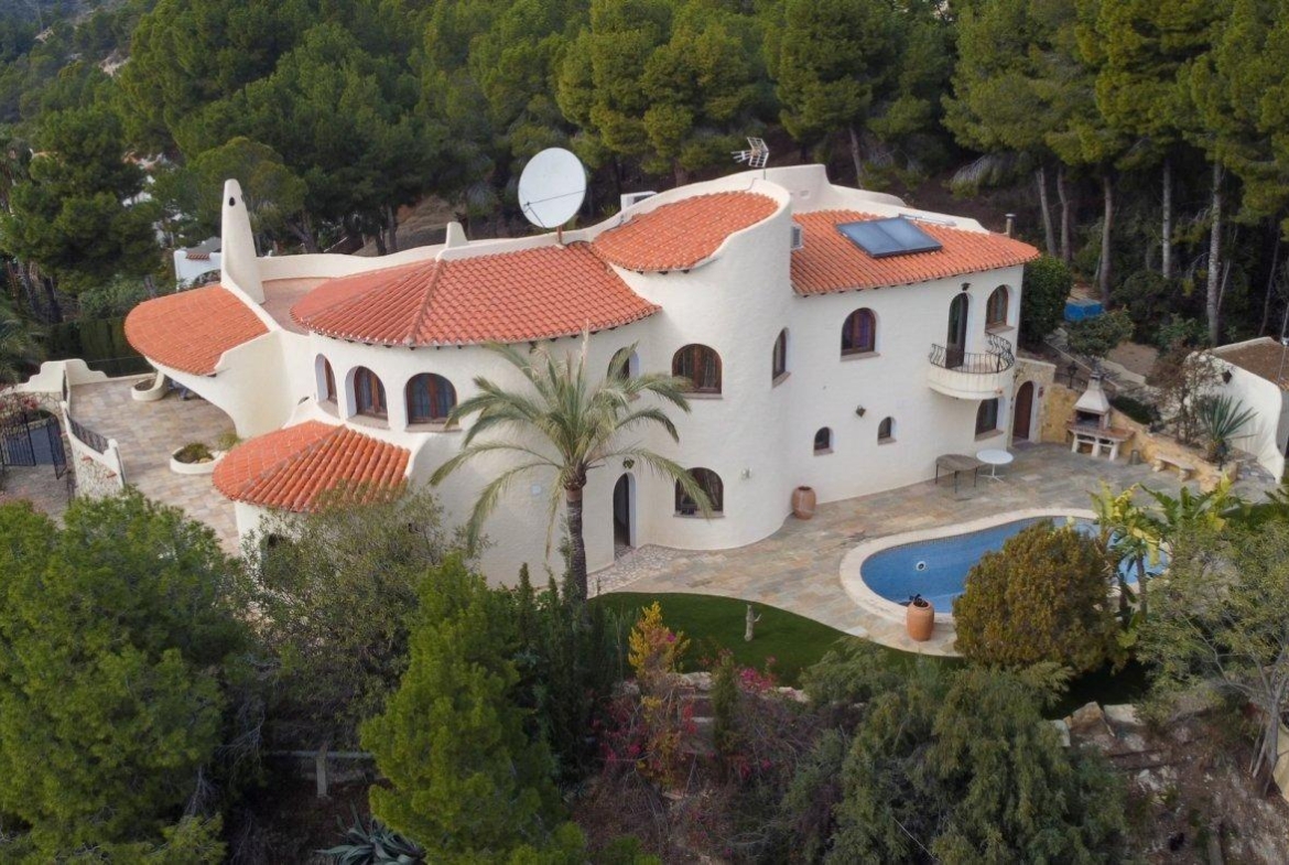 Luxe villa in mediterrane stijl in de Sierra de Altea