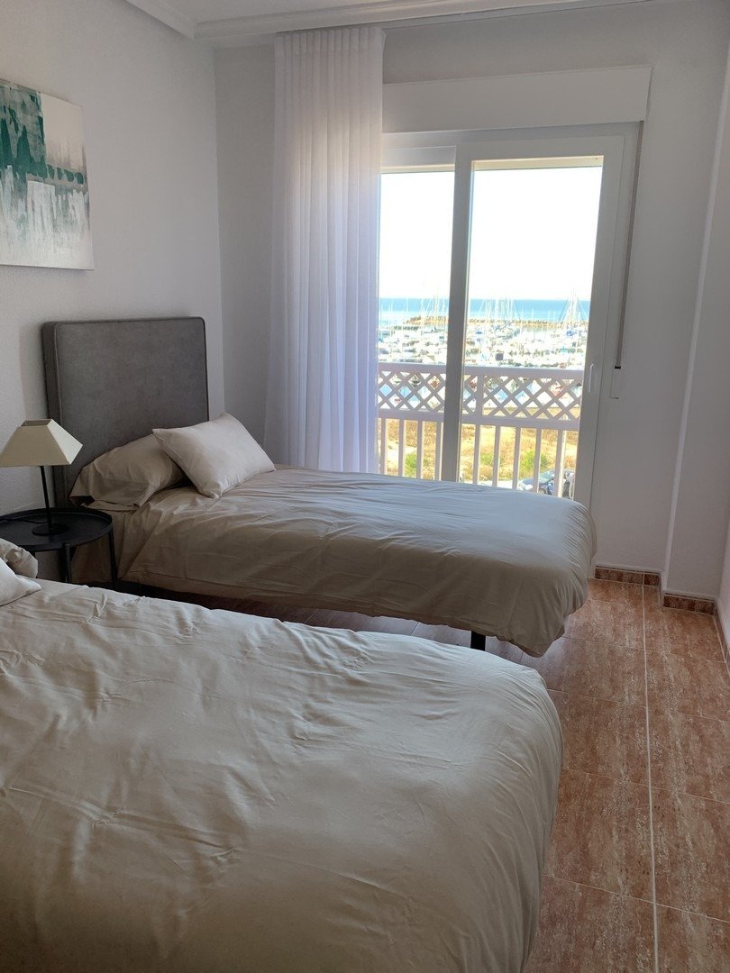 10-9 BEAUTIFUL SEA VIEW APARTMENTS IN LA MANGA