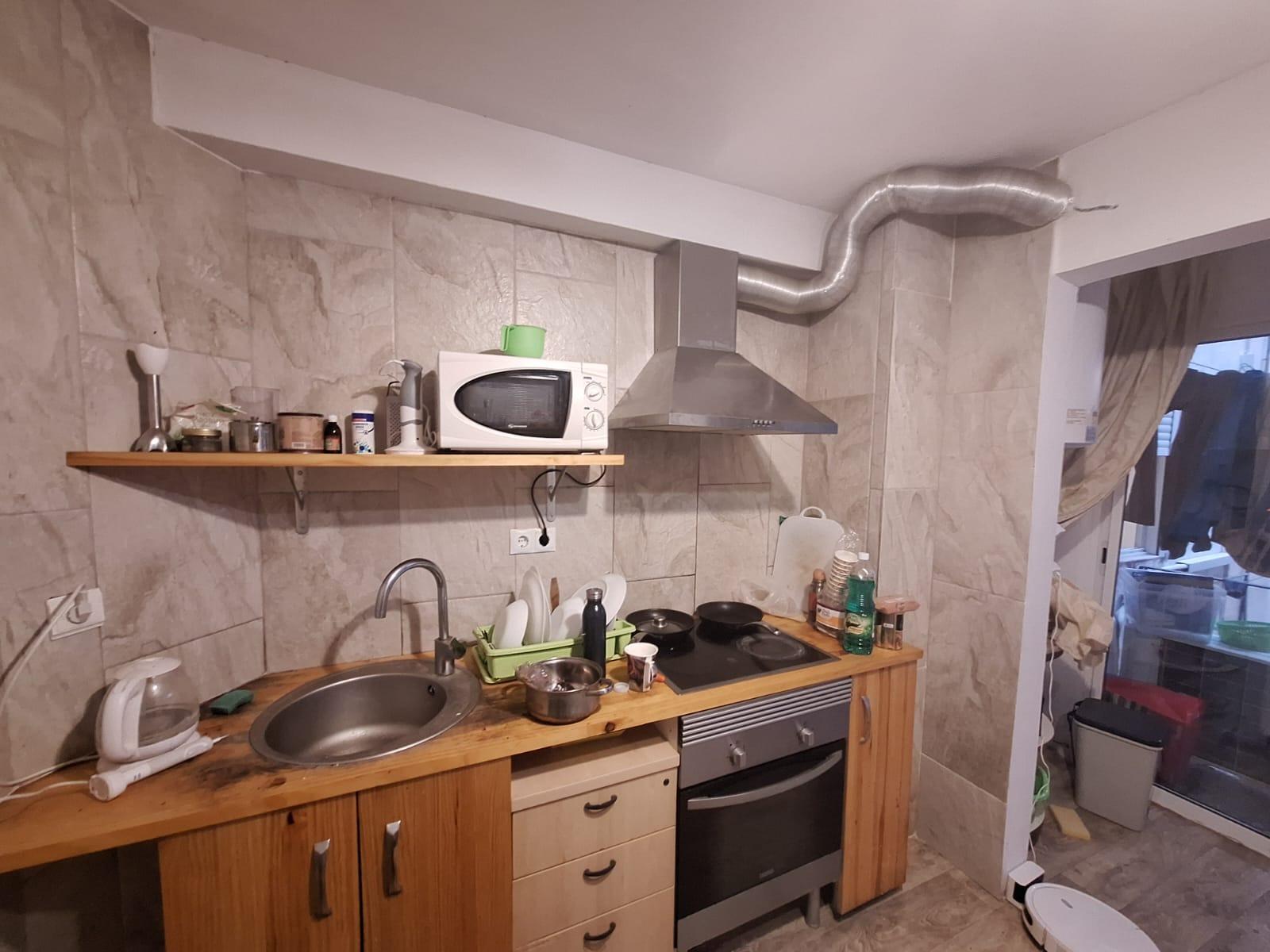 Amplio Piso en Venta en Carolinas Bajas, Alicante – Portonidad Única