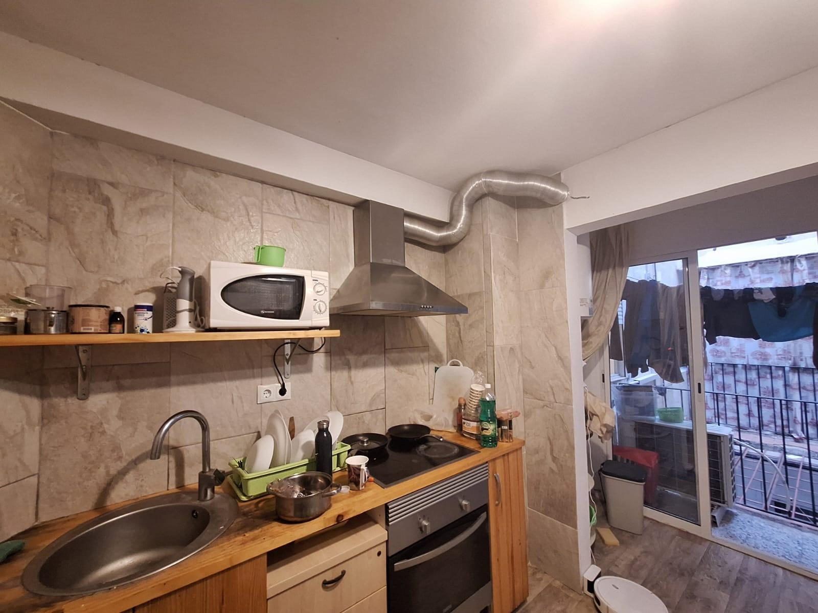 Amplio Piso en Venta en Carolinas Bajas, Alicante – Portonidad Única