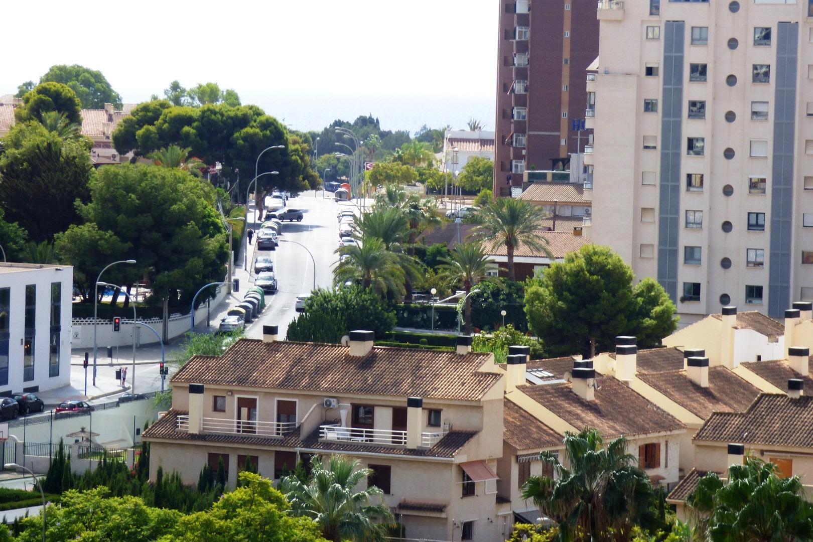 Gran Vivienda de 4 slaapzalen y tres baños en Urbanización de Lujo en Playa San Juan
