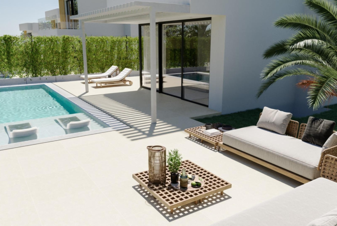 Single-family homes with private pool