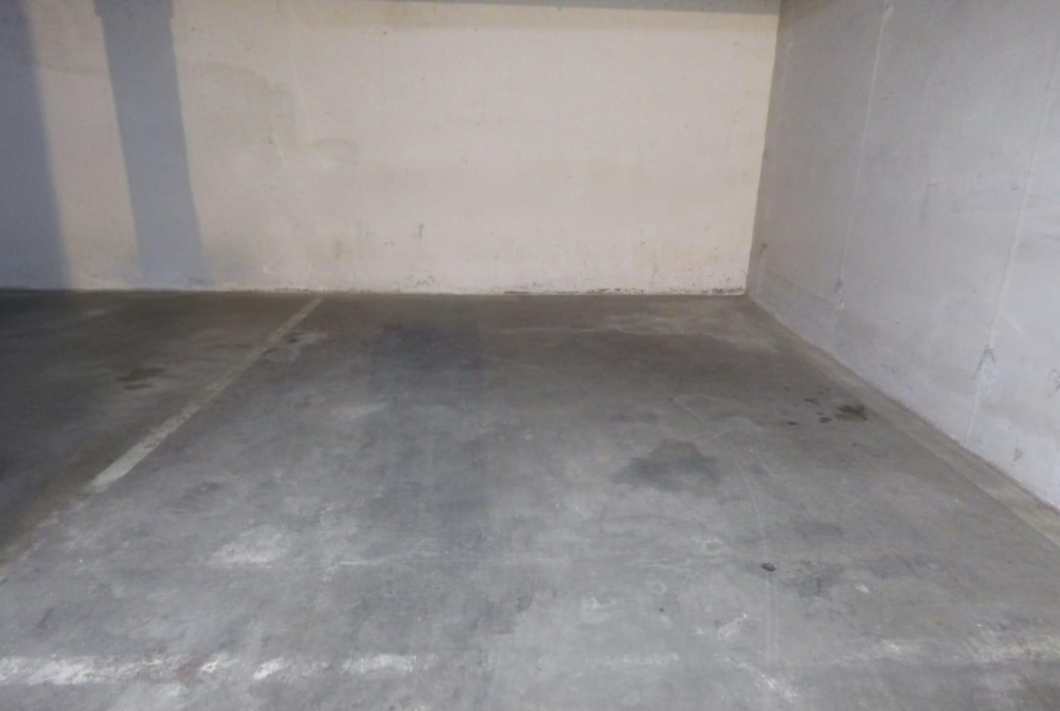 Gran Vivienda de 4 slaapzalen y tres baños en Urbanización de Lujo en Playa San Juan