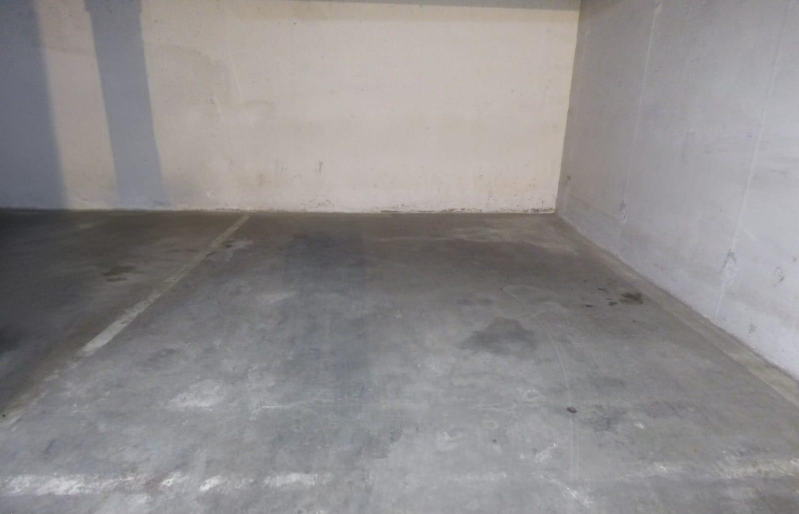 Gran Vivienda de 4 slaapzalen y tres baños en Urbanización de Lujo en Playa San Juan