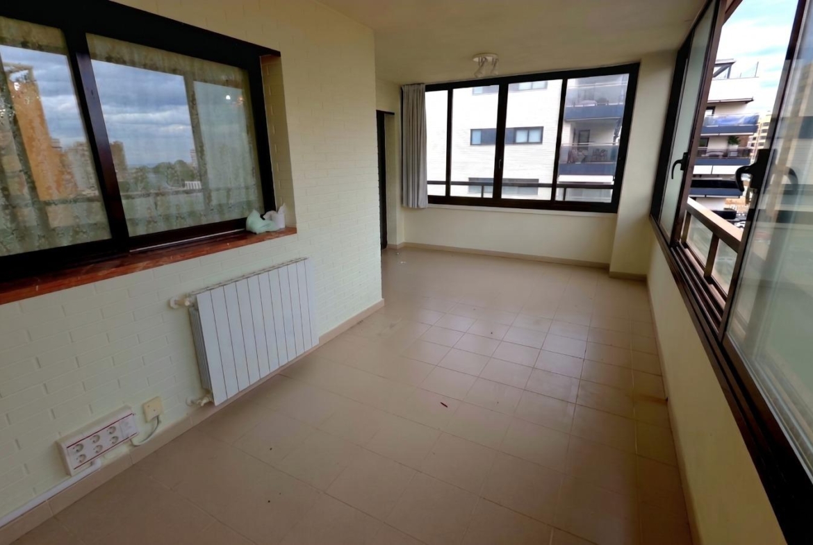 Gran Vivienda de 4 slaapzalen y tres baños en Urbanización de Lujo en Playa San Juan