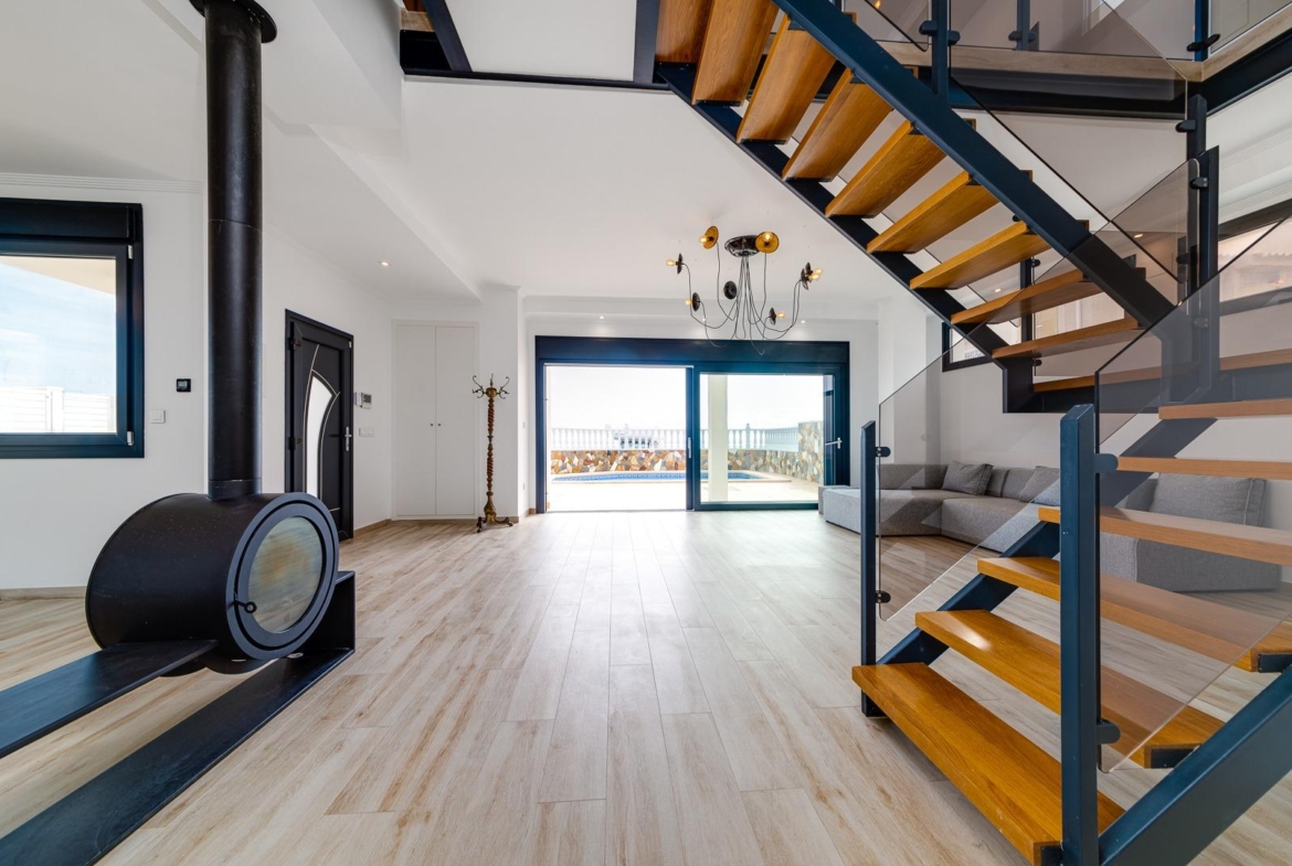 Stunning Luxury Villa in Cabo Cervera, Torrevieja – €990,000