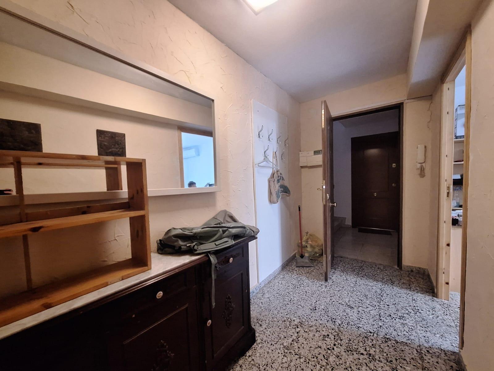 Amplio Piso en Venta en Carolinas Bajas, Alicante – Portonidad Única