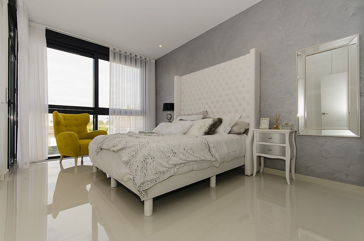 12-12 NEW BUILT VILLA IN PLAYA HONDA