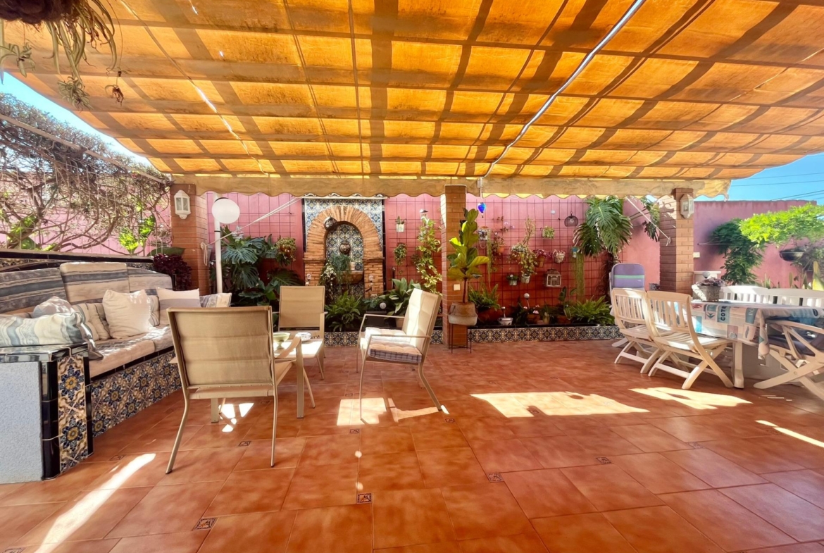 Mediterranean Charm in Los Balcones, Torrevieja