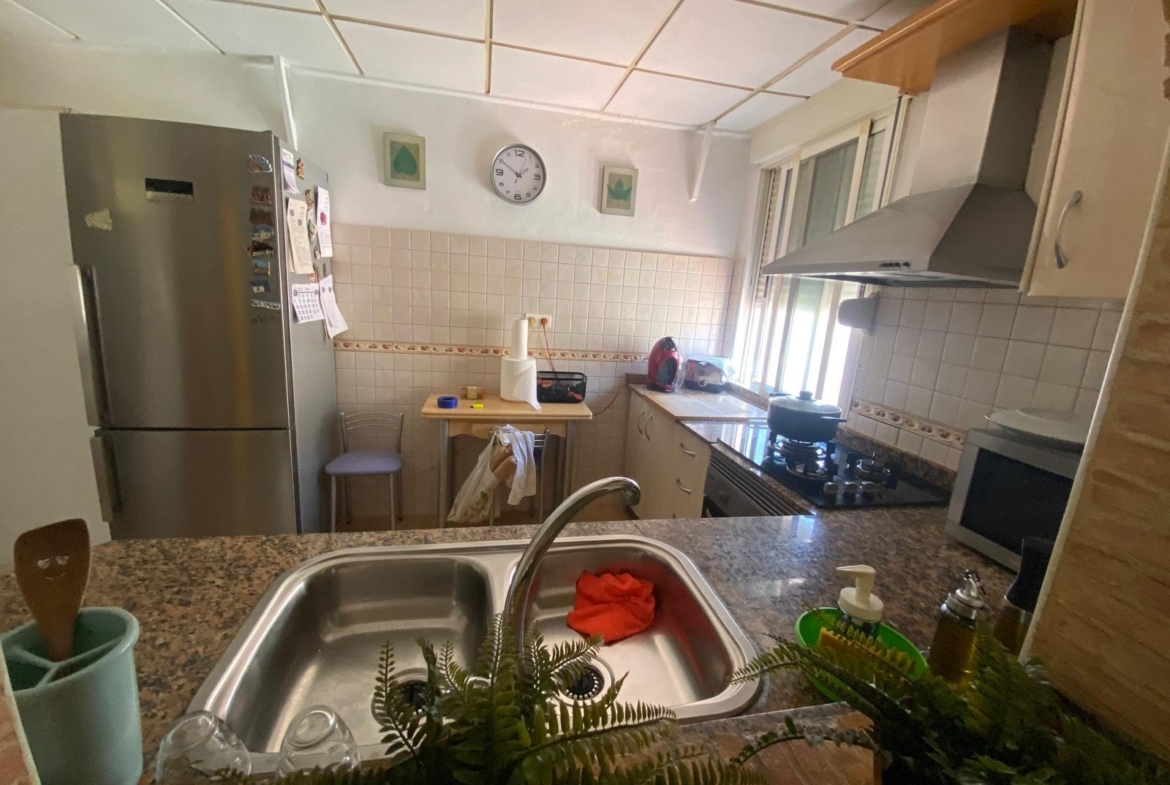 Prachtig herenhuis in Torrevieja met 3 slaapkamers en 2 badkamers.