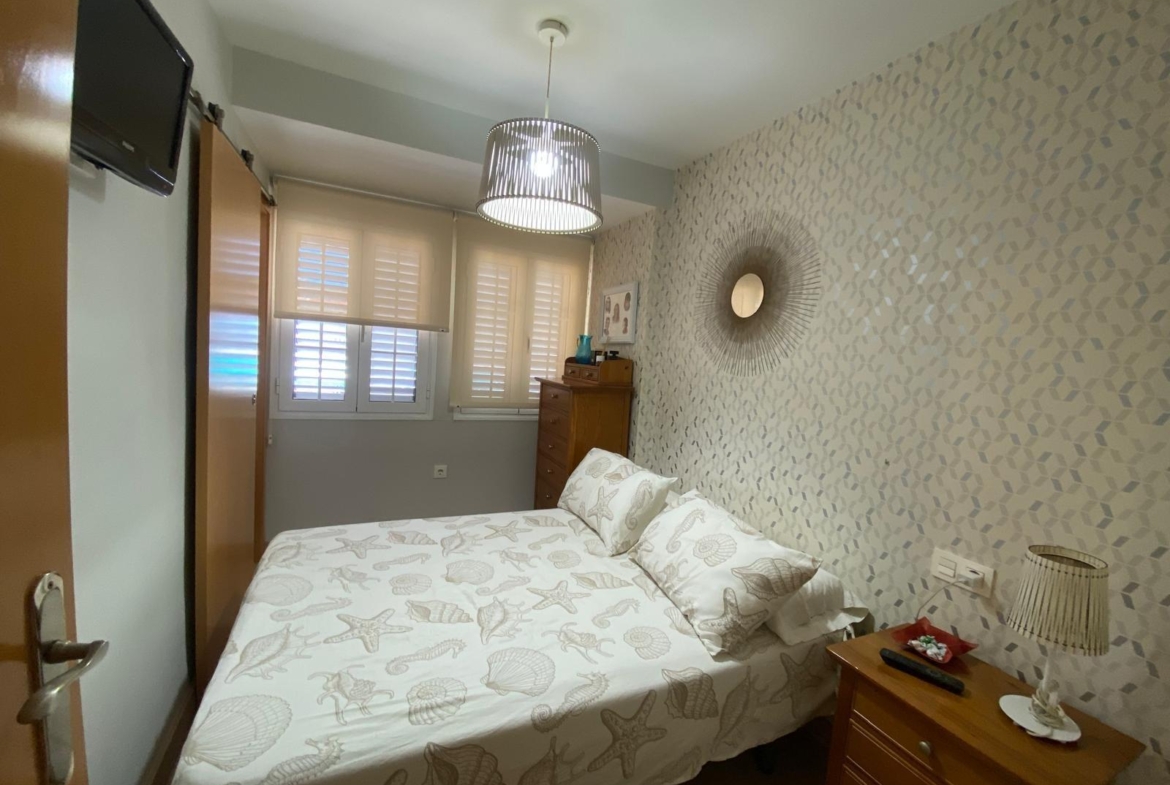 Prachtig herenhuis in Torrevieja met 3 slaapkamers en 2 badkamers.