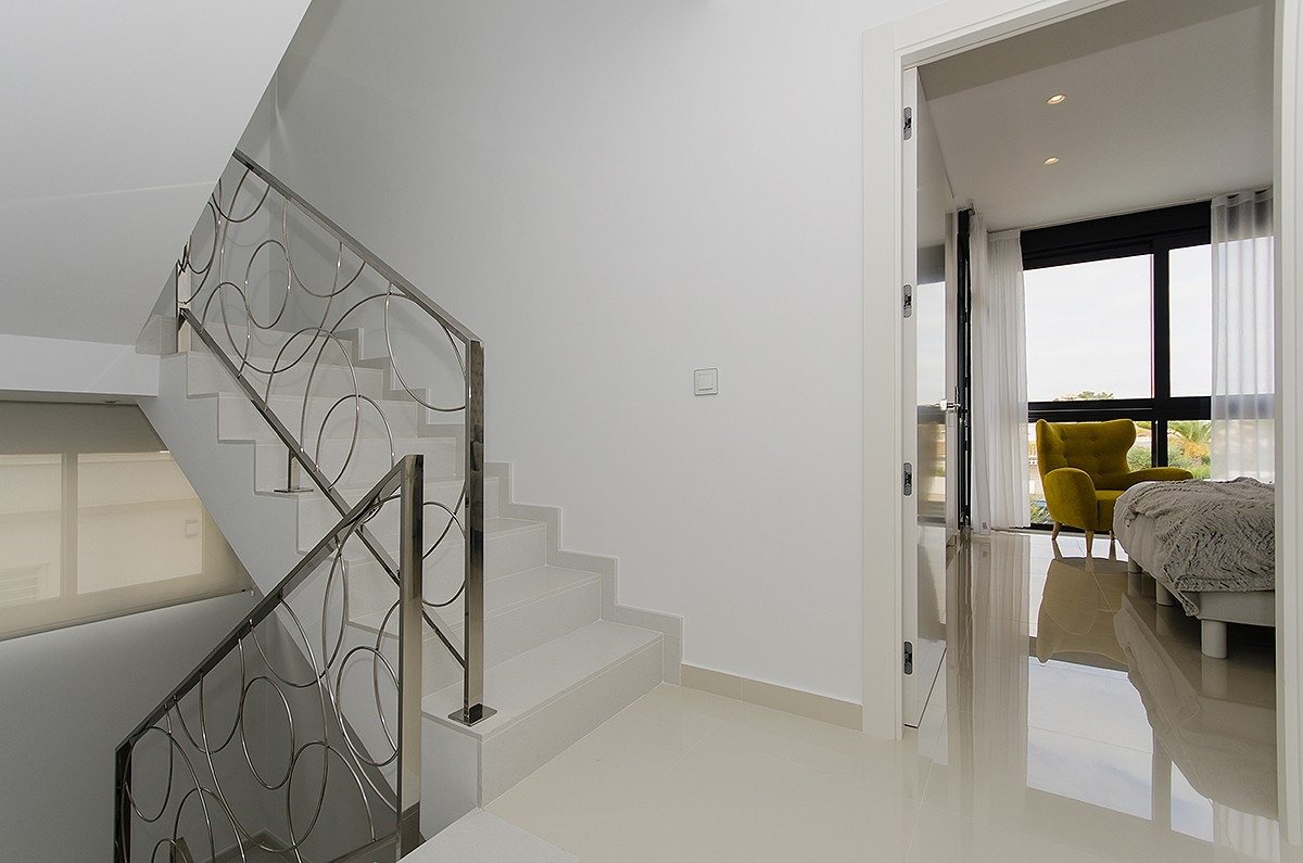12-16 NEW BUILT VILLA IN PLAYA HONDA