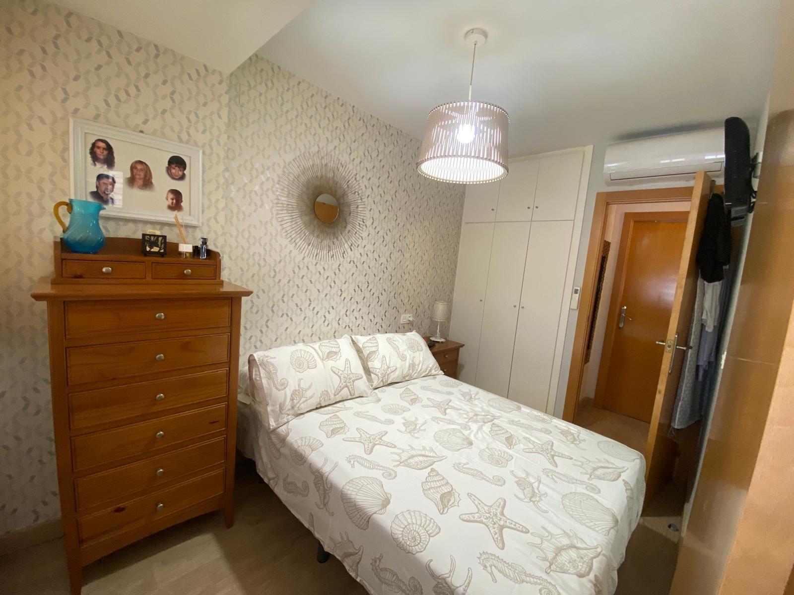 12-17-6 Prachtig herenhuis in Torrevieja met 3 slaapkamers en 2 badkamers.