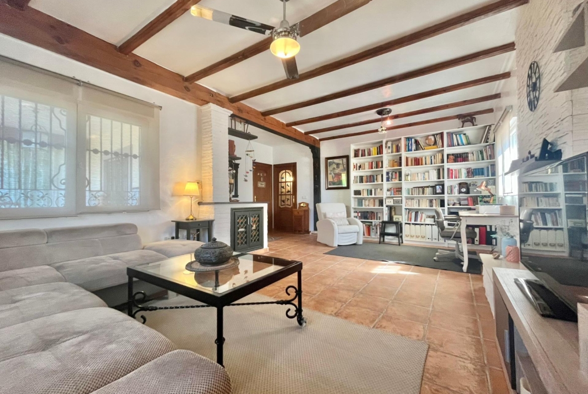 Mediterranean Charm in Los Balcones, Torrevieja