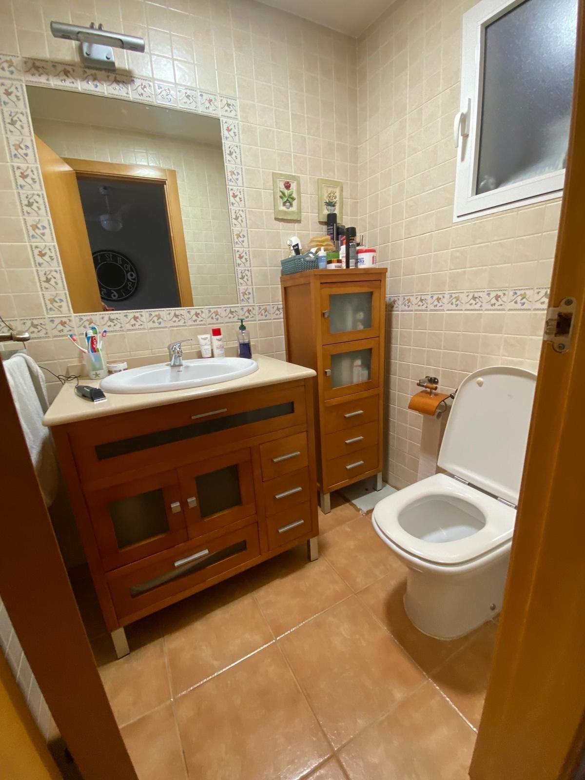 12-19-5 Prachtig herenhuis in Torrevieja met 3 slaapkamers en 2 badkamers.