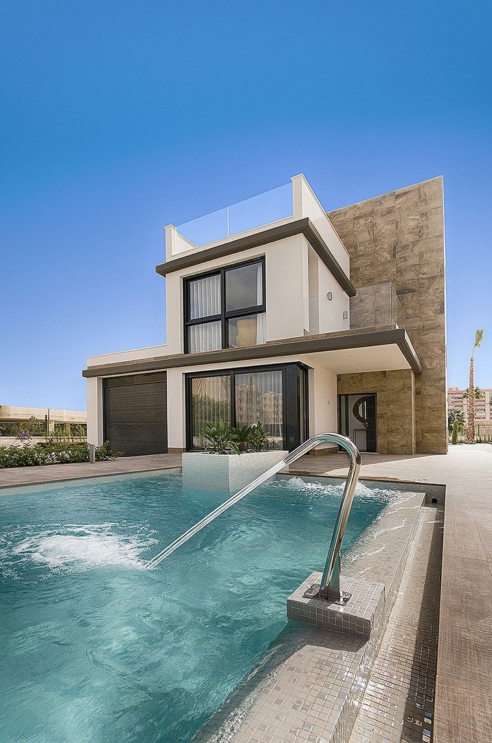 12-23 NEW BUILT VILLA IN PLAYA HONDA