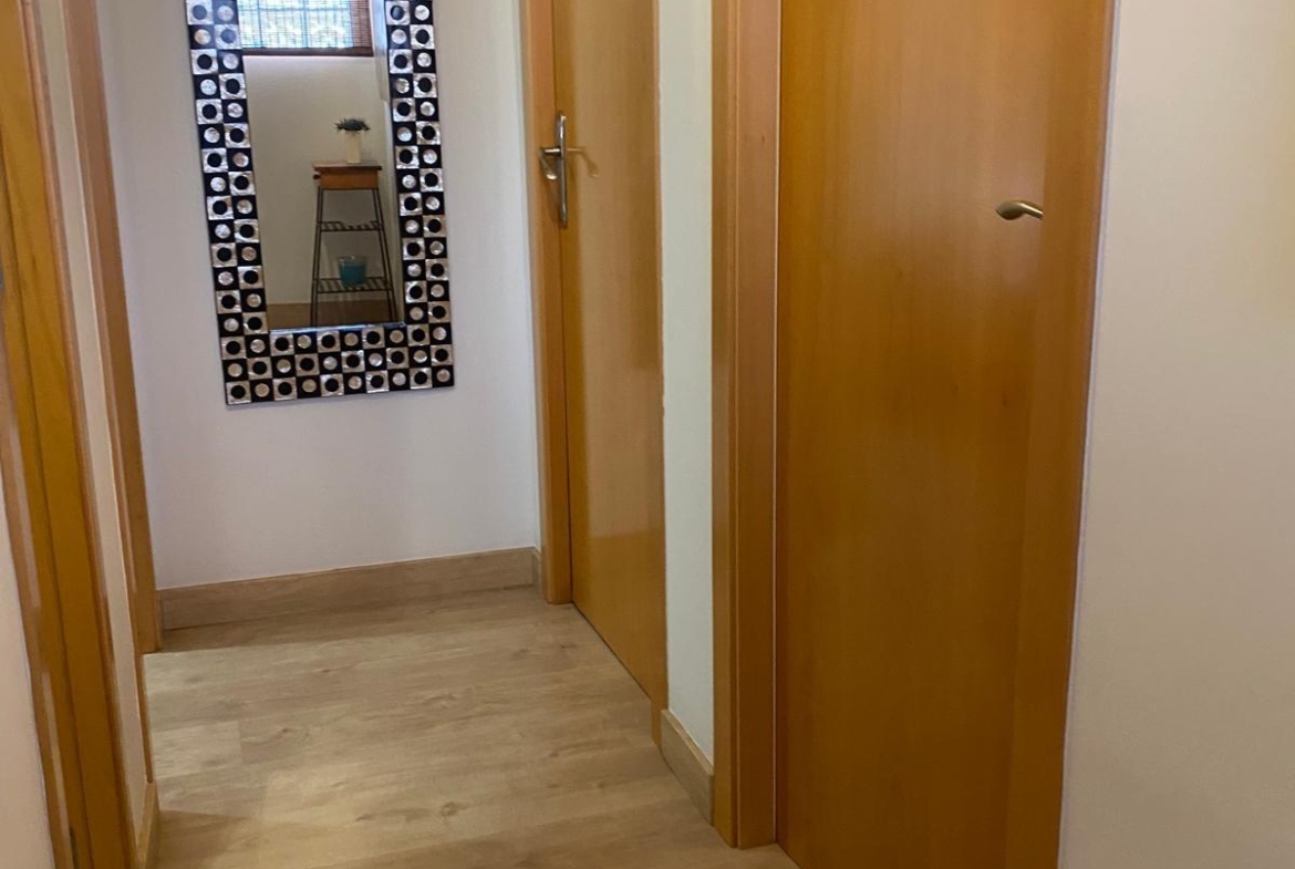 Prachtig herenhuis in Torrevieja met 3 slaapkamers en 2 badkamers.