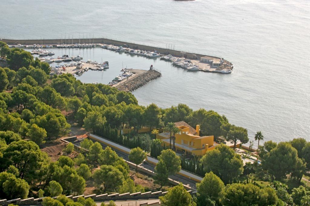 Villa de lujo con acceso directo al mar