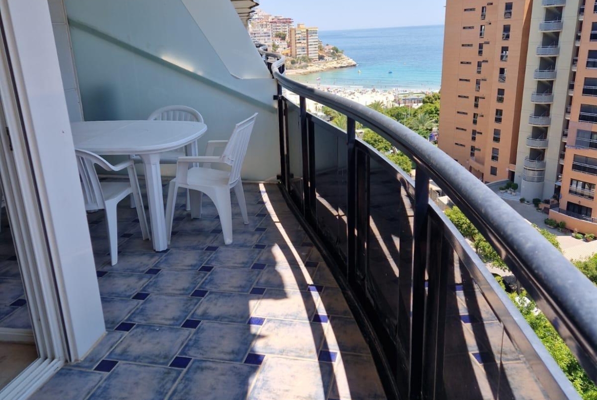 Apartamento en Primera Línea de Playa en La Cala de Villajoyosa