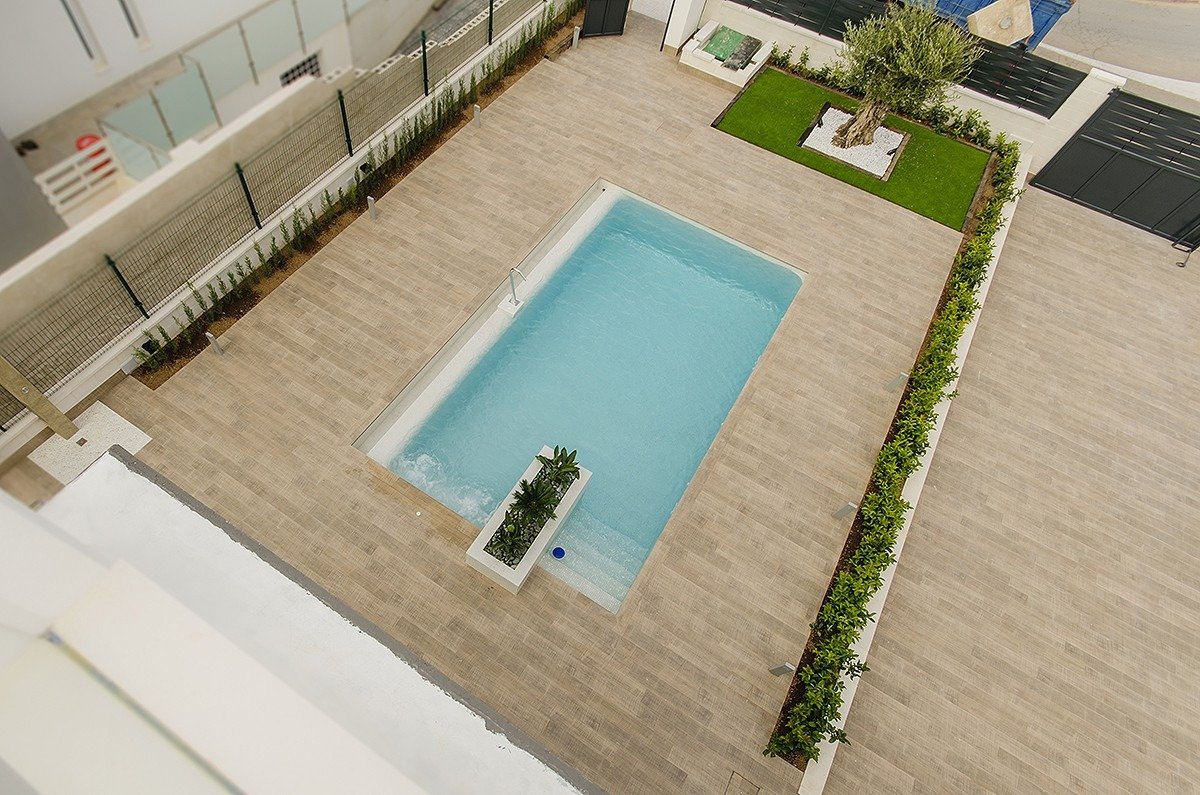12-3 NEW BUILT VILLA IN PLAYA HONDA