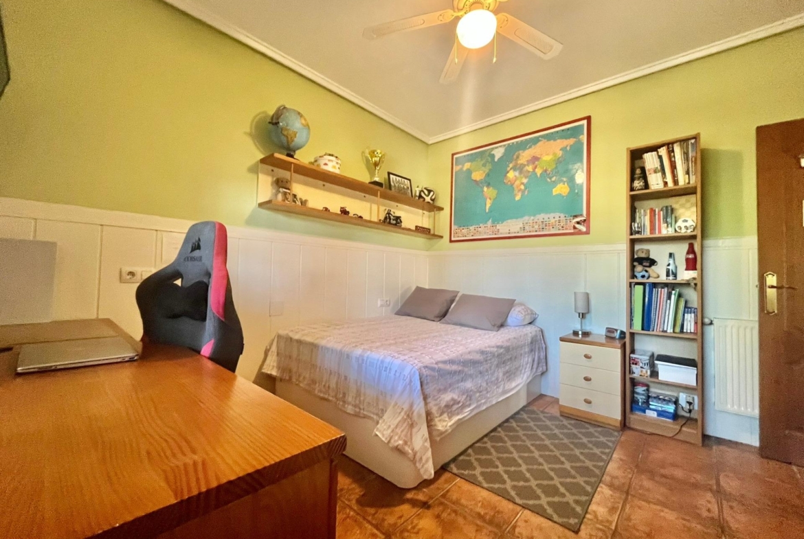 Mediterranean Charm in Los Balcones, Torrevieja