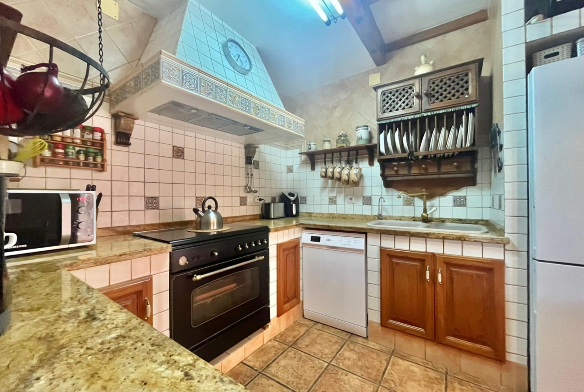 Mediterranean Charm in Los Balcones, Torrevieja