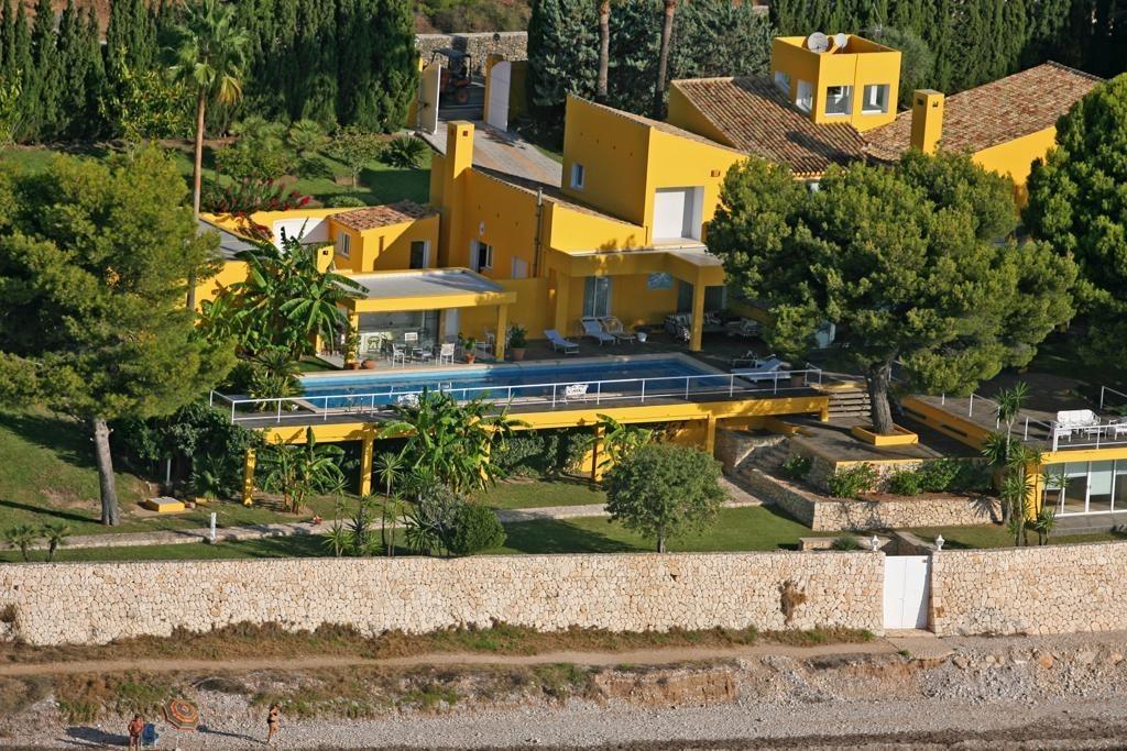 Villa de lujo con acceso directo al mar