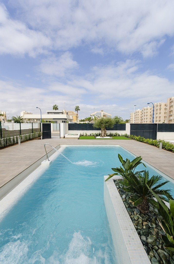 12-4 NEW BUILT VILLA IN PLAYA HONDA