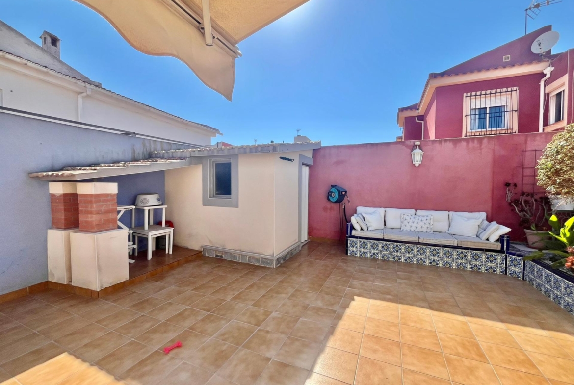 Mediterranean Charm in Los Balcones, Torrevieja