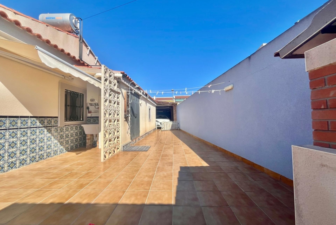 Mediterranean Charm in Los Balcones, Torrevieja