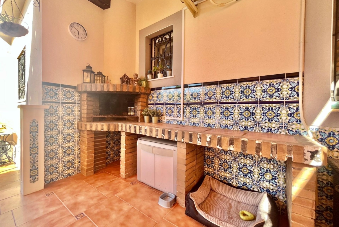 Mediterranean Charm in Los Balcones, Torrevieja