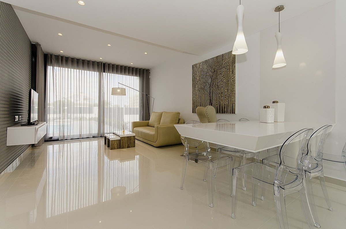 12-5 NEW BUILT VILLA IN PLAYA HONDA