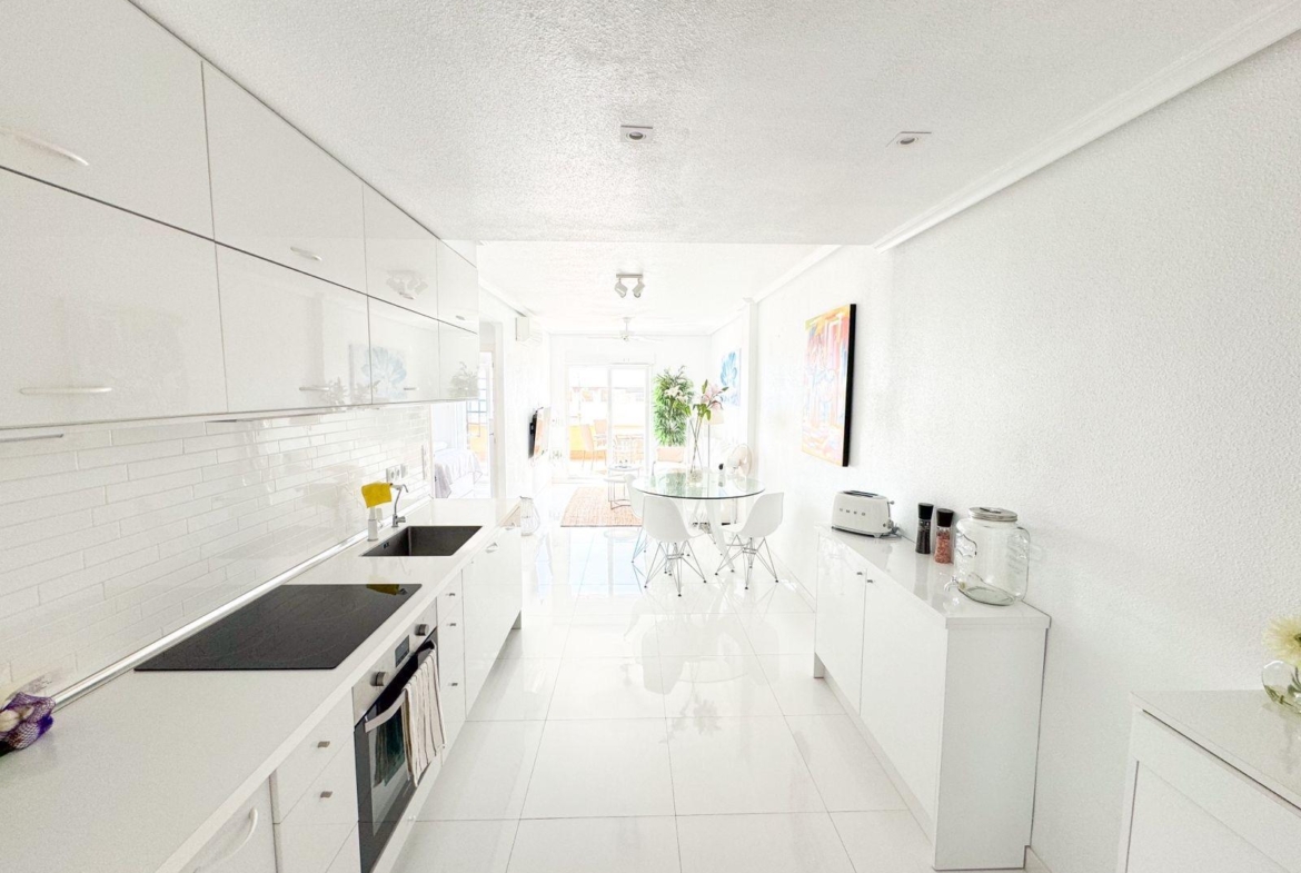 Luxurious Penthouse in Torrevieja with Breathtaking Seaview!