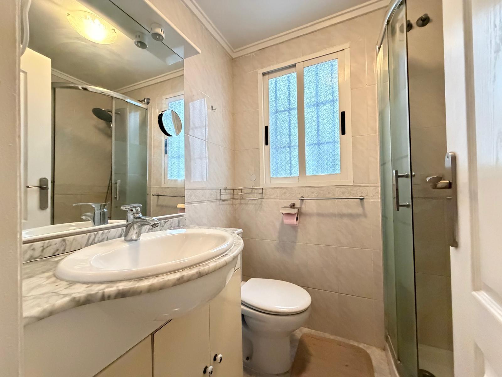 13-10-6 APARTMENT 500 METERS FROM PLAYA DEL CURA WITH A SURFACE OF 44 M2. 1 BEDROOM. 1 BATHROOM.