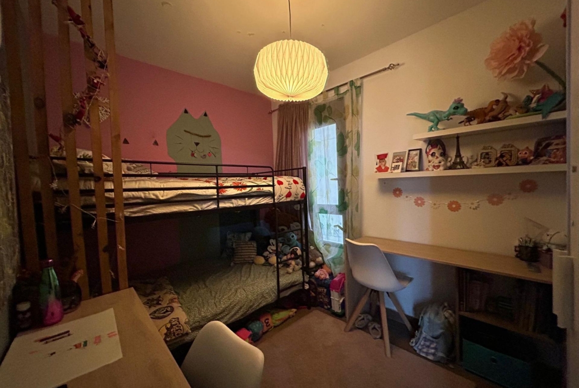 Gelegenheid! Appartement met 2 slaapkamers in het centrum van La Nucía