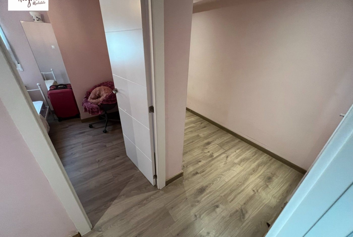 AWESOME APARTMENT IN SALER!!!