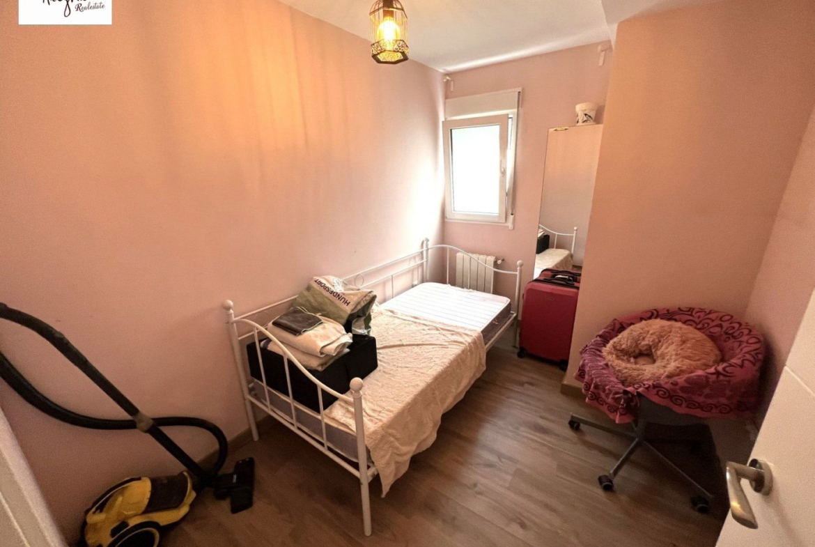 AWESOME APARTMENT IN SALER!!!