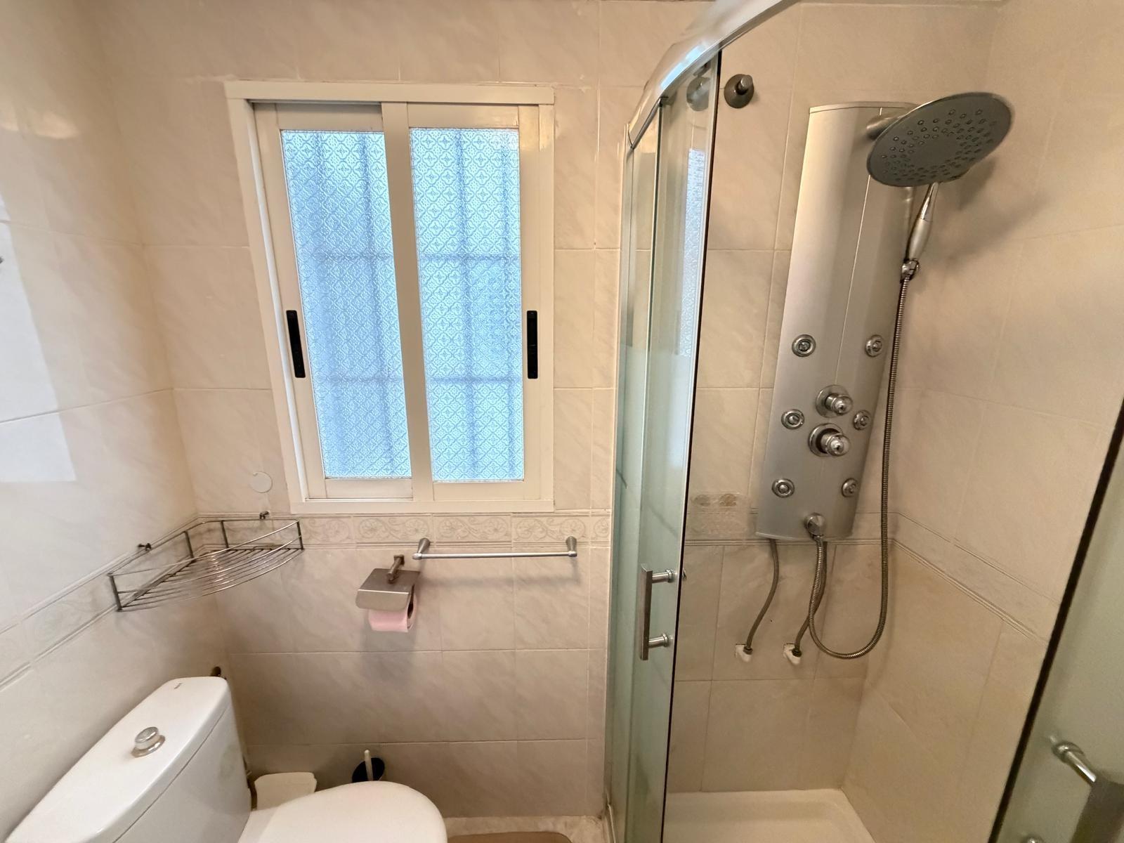 13-13-6 APARTMENT 500 METERS FROM PLAYA DEL CURA WITH A SURFACE OF 44 M2. 1 BEDROOM. 1 BATHROOM.
