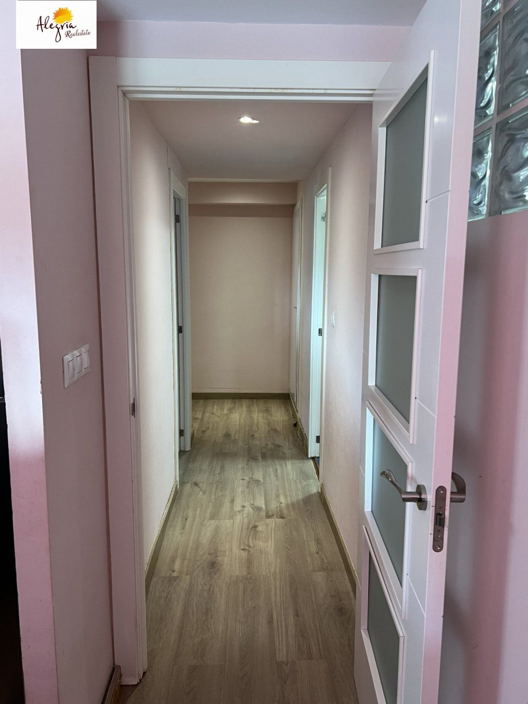 AWESOME APARTMENT IN SALER!!!