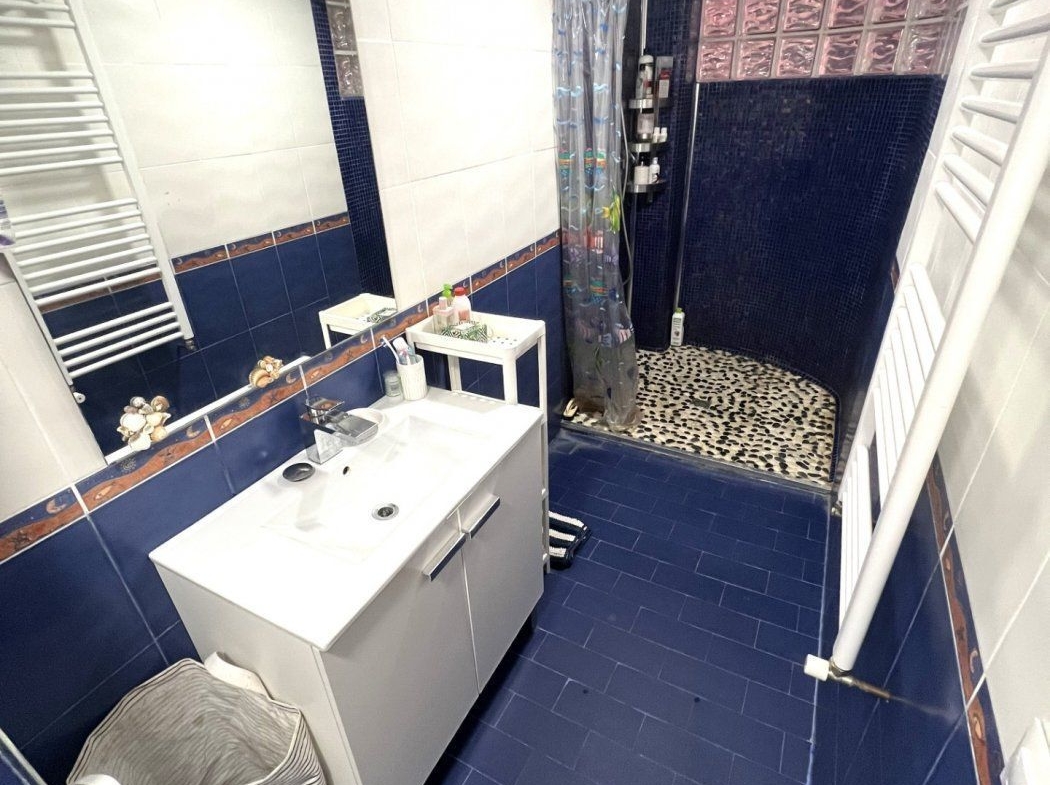AWESOME APARTMENT IN SALER!!!
