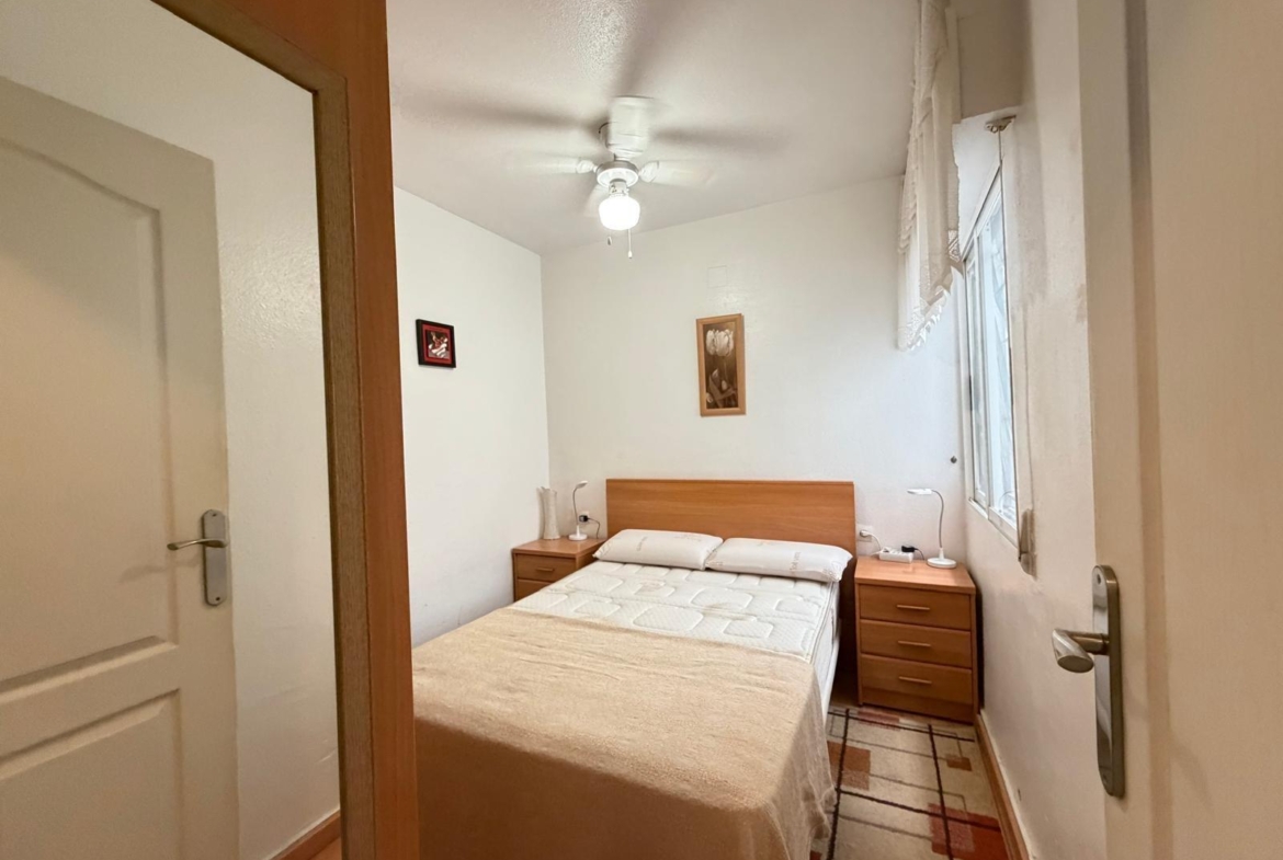 APARTMENT 500 METERS FROM PLAYA DEL CURA WITH A SURFACE OF 44 M2. 1 BEDROOM. 1 BATHROOM.