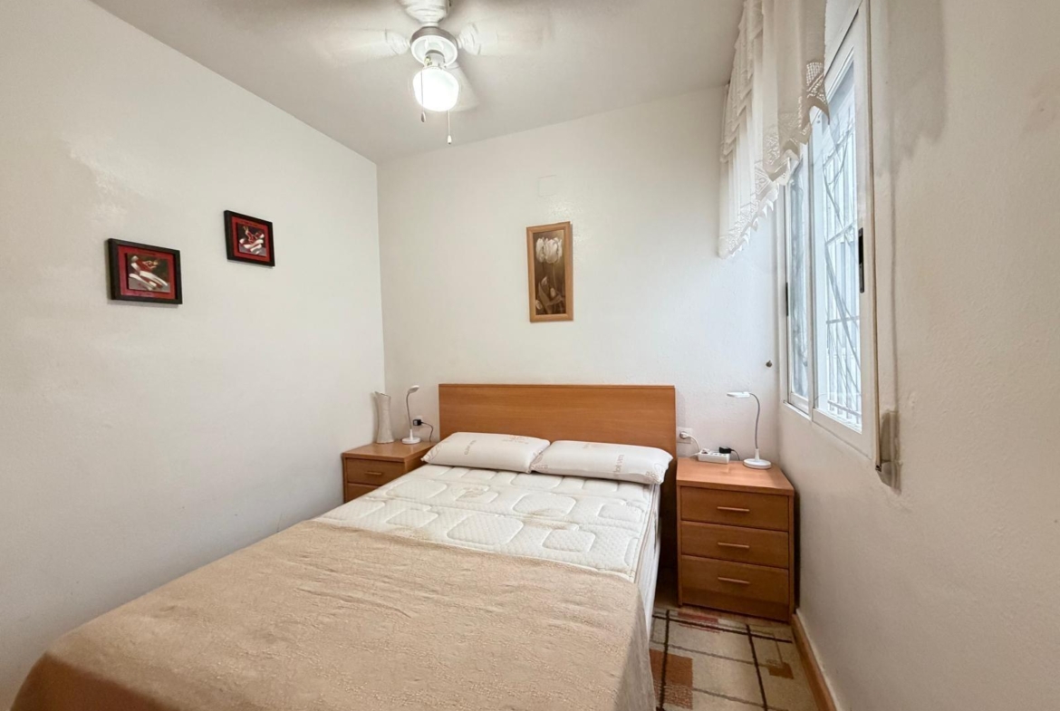 APARTMENT 500 METERS FROM PLAYA DEL CURA WITH A SURFACE OF 44 M2. 1 BEDROOM. 1 BATHROOM.