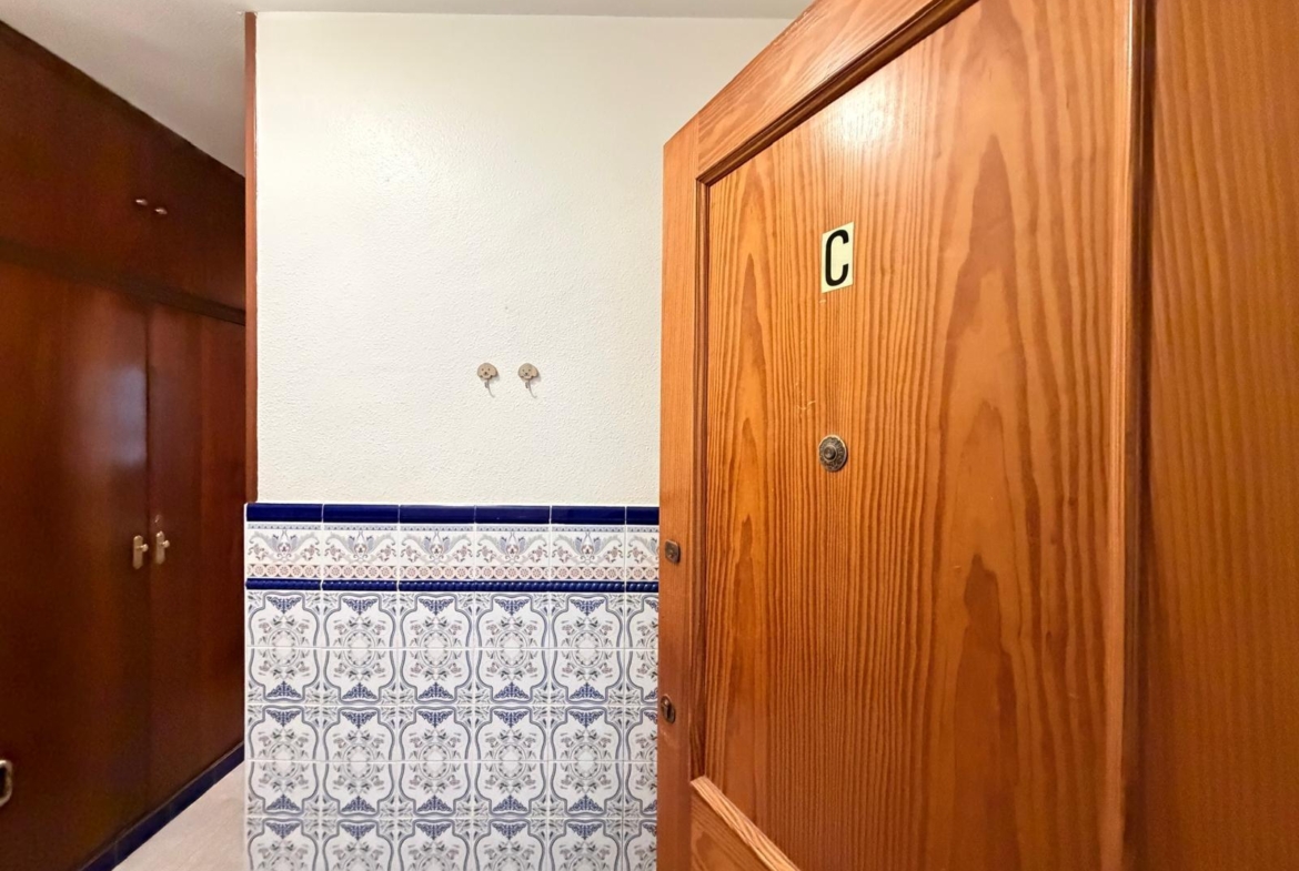 APARTMENT 500 METERS FROM PLAYA DEL CURA WITH A SURFACE OF 44 M2. 1 BEDROOM. 1 BATHROOM.