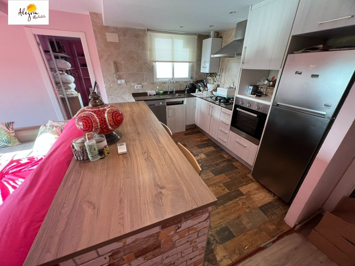 AWESOME APARTMENT IN SALER!!!