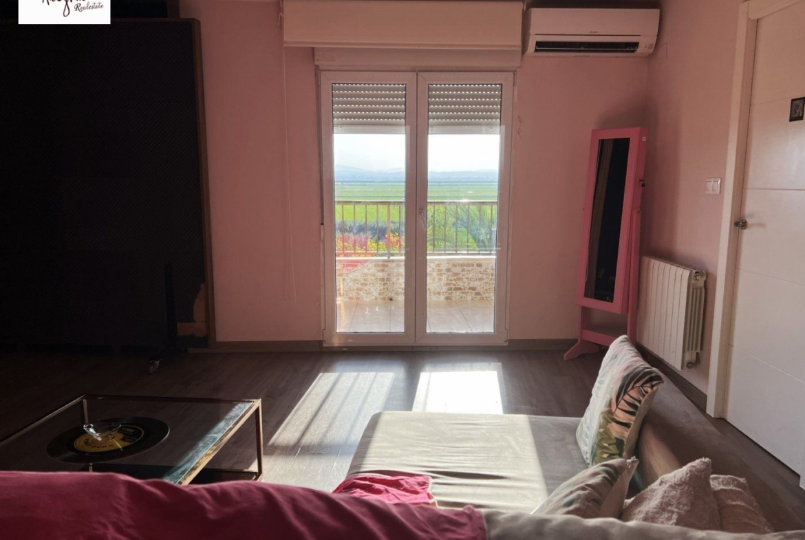 AWESOME APARTMENT IN SALER!!!