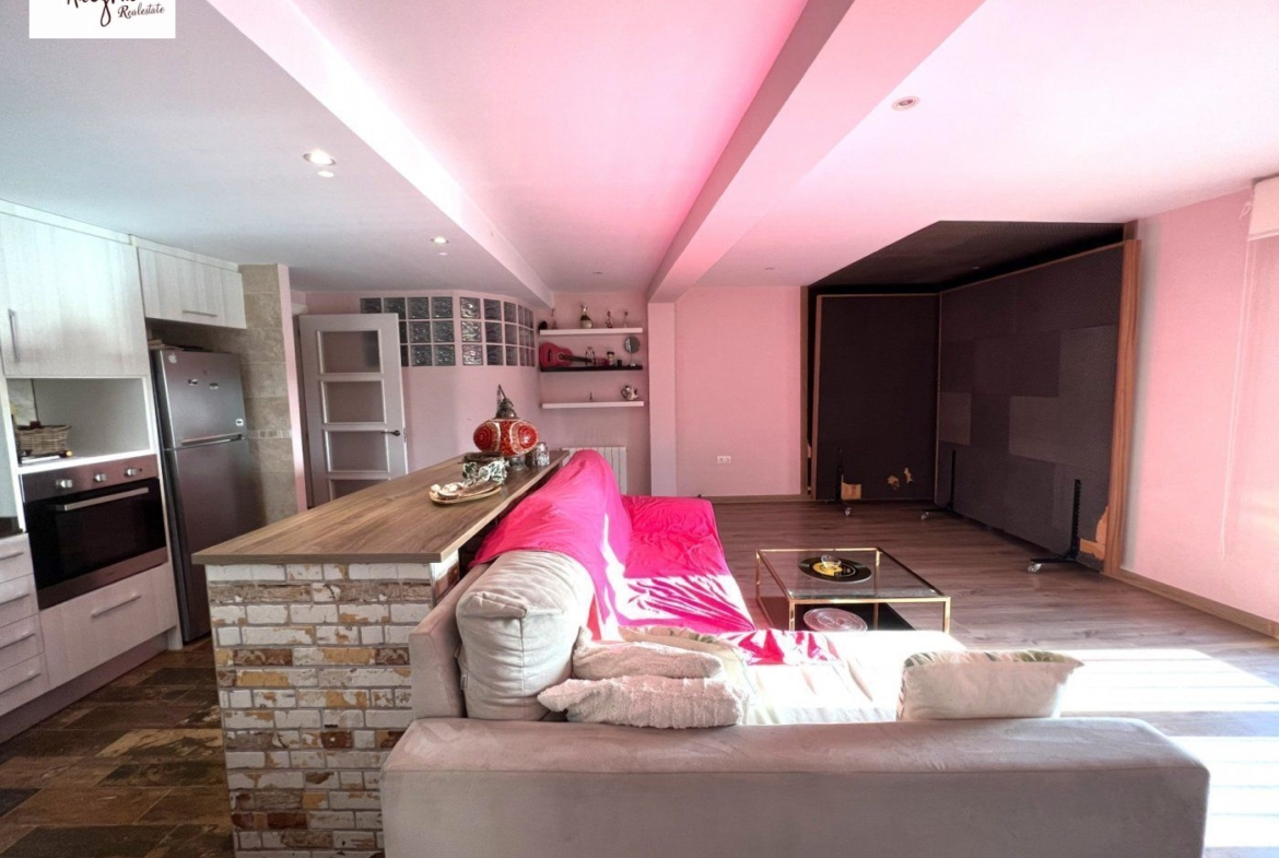 AWESOME APARTMENT IN SALER!!!