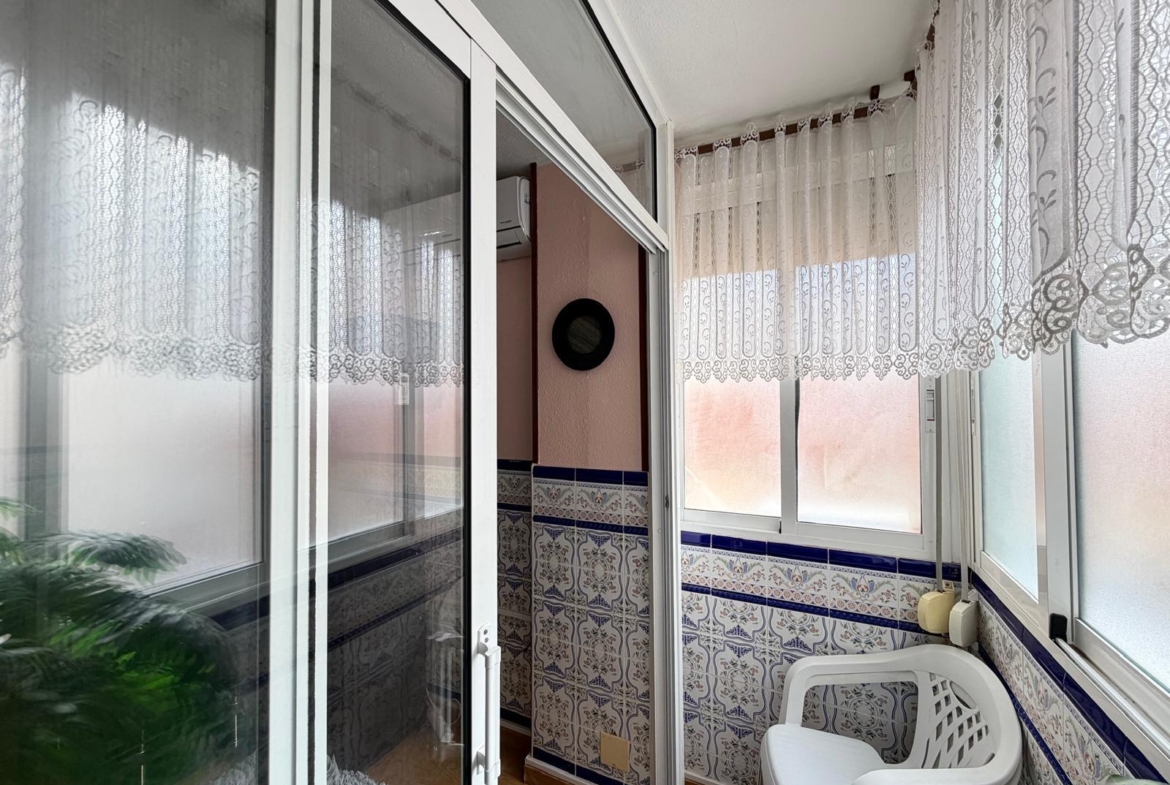 APARTMENT 500 METERS FROM PLAYA DEL CURA WITH A SURFACE OF 44 M2. 1 BEDROOM. 1 BATHROOM.