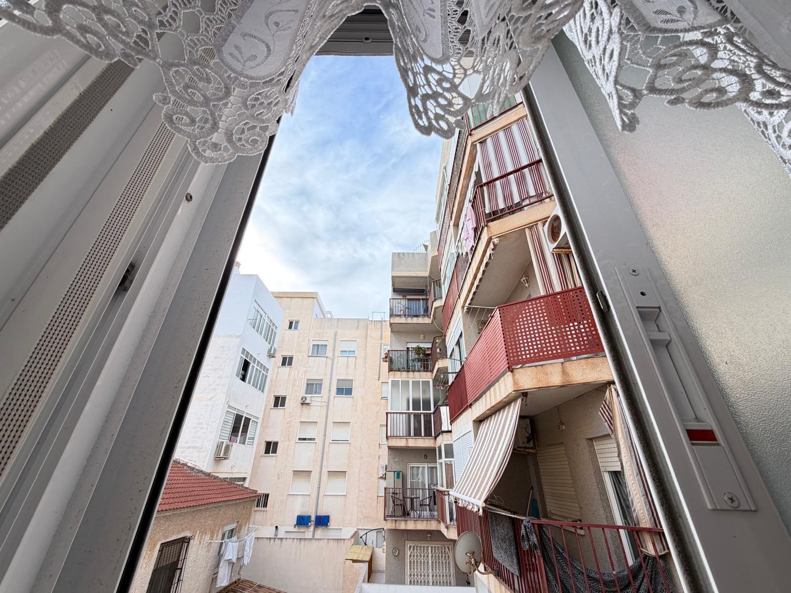 13-38 APARTMENT 500 METERS FROM PLAYA DEL CURA WITH A SURFACE OF 44 M2. 1 BEDROOM. 1 BATHROOM.