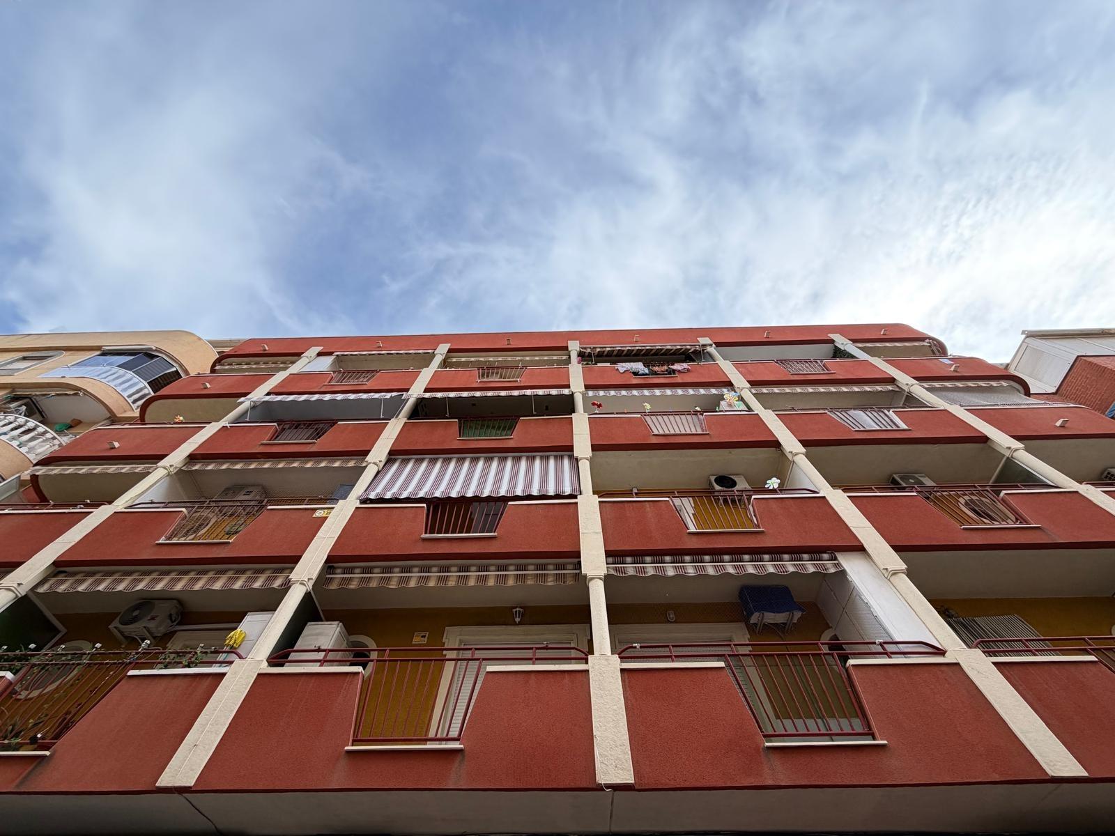 13-53 APARTMENT 500 METERS FROM PLAYA DEL CURA WITH A SURFACE OF 44 M2. 1 BEDROOM. 1 BATHROOM.