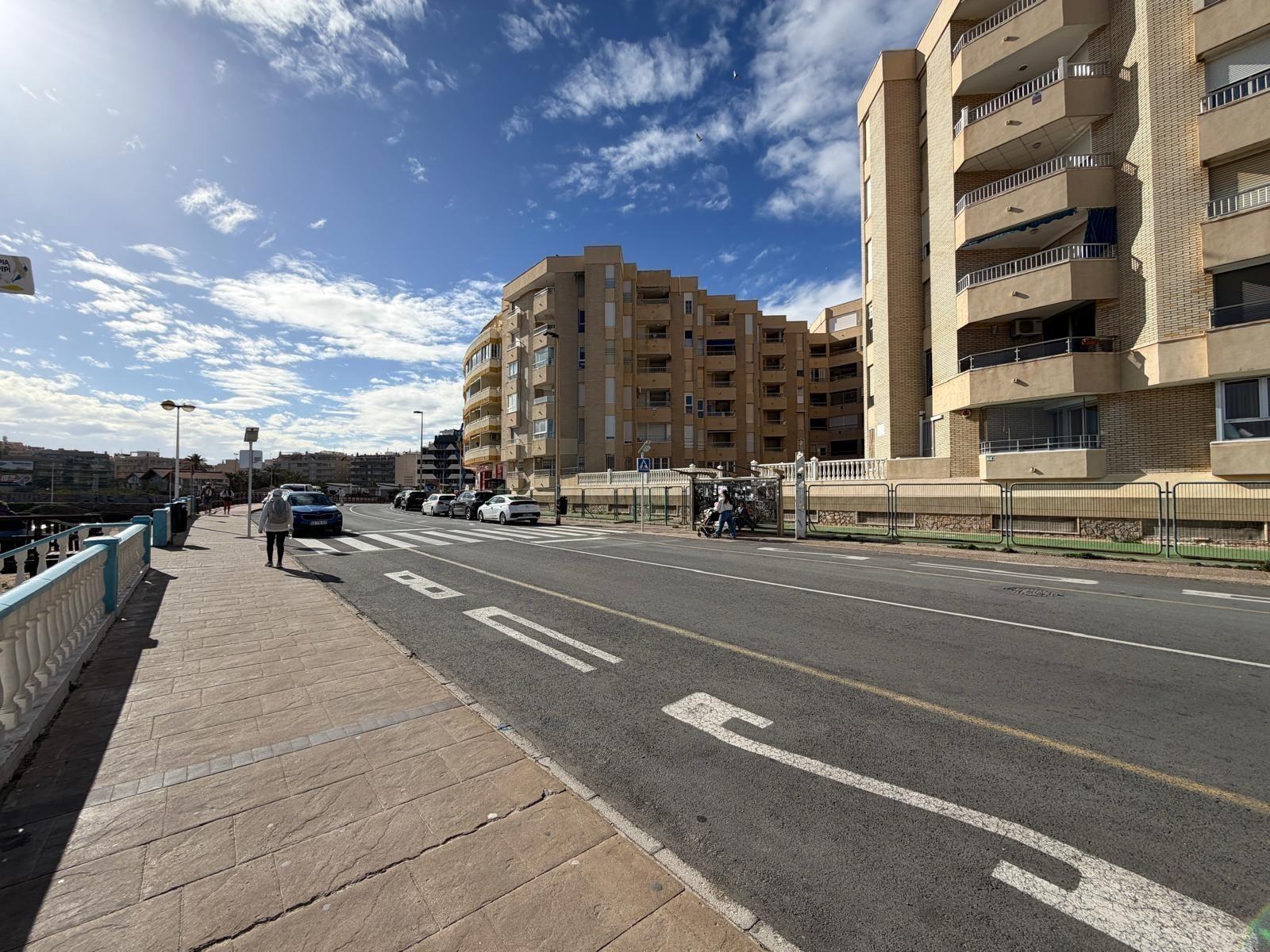 13-57 APARTMENT 500 METERS FROM PLAYA DEL CURA WITH A SURFACE OF 44 M2. 1 BEDROOM. 1 BATHROOM.
